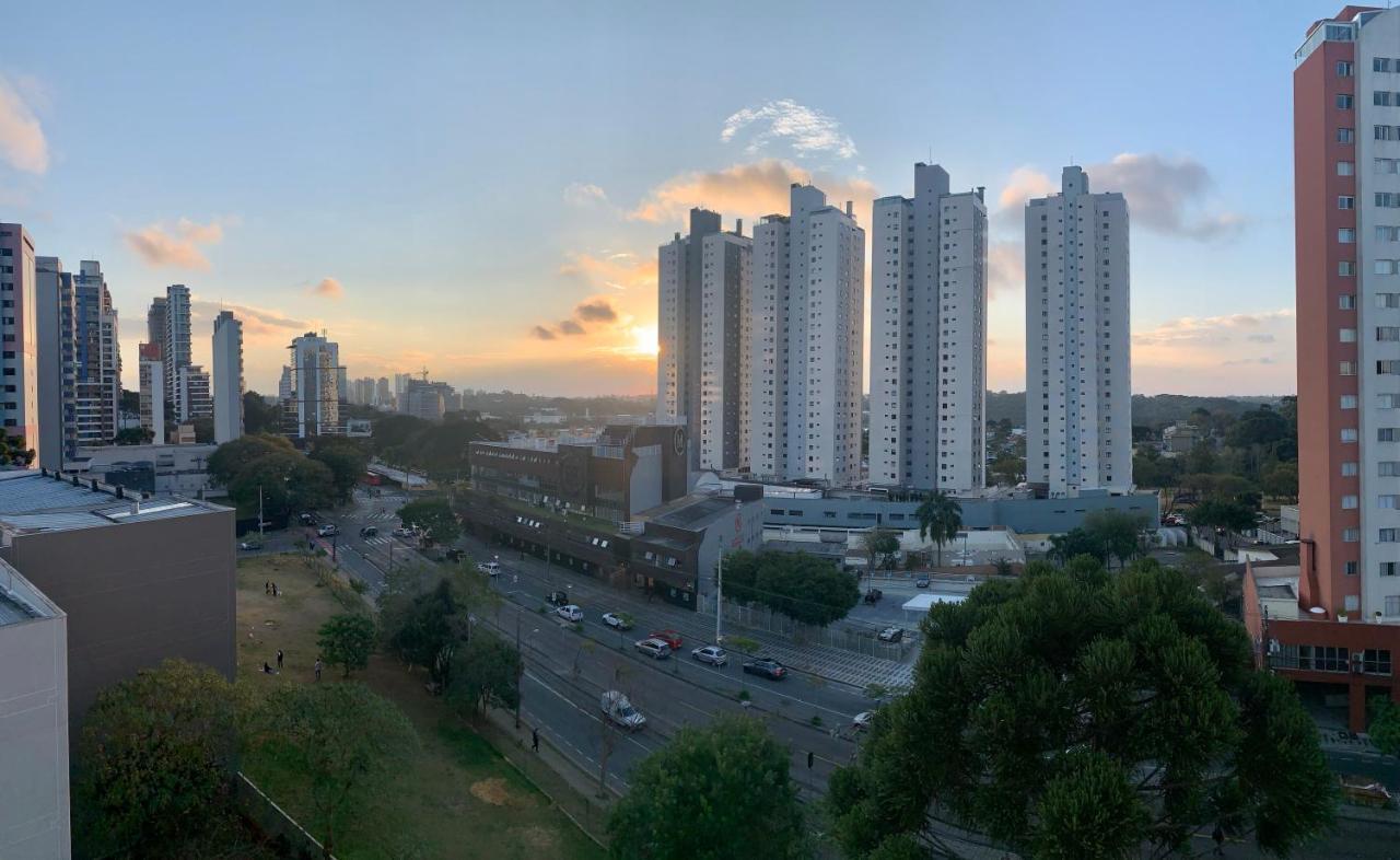 707- Apartamento Encantador, Amplo E Decorado, Quarto, Sala, Cozinha, Mobiliario Moderno, Cozinha Completa Com Utensilios , Excelente Vista Da Cidade E Localizacao Privelegiada No Bairro Bigorrilho Κουριτίμπα Εξωτερικό φωτογραφία