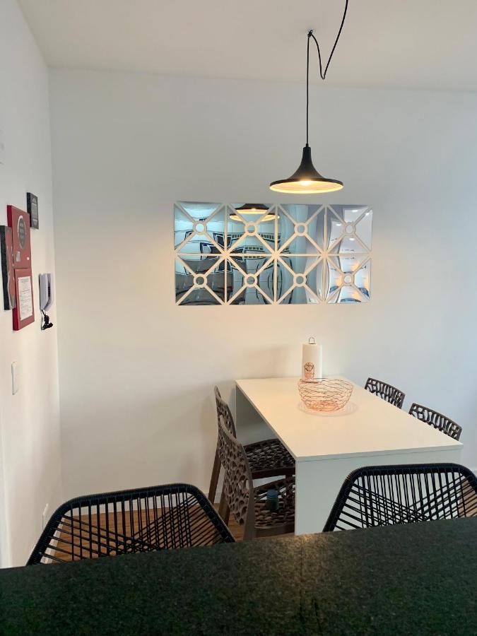 707- Apartamento Encantador, Amplo E Decorado, Quarto, Sala, Cozinha, Mobiliario Moderno, Cozinha Completa Com Utensilios , Excelente Vista Da Cidade E Localizacao Privelegiada No Bairro Bigorrilho Κουριτίμπα Εξωτερικό φωτογραφία