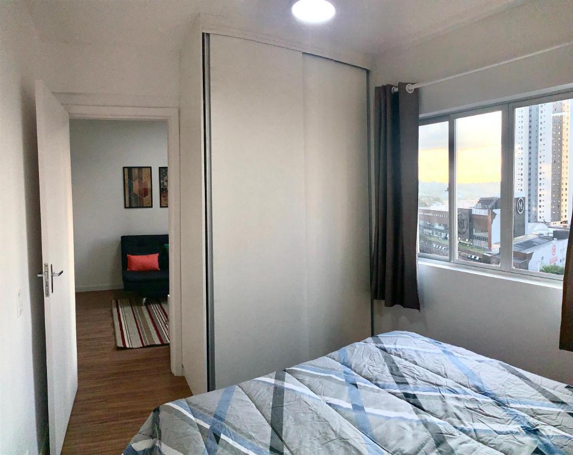707- Apartamento Encantador, Amplo E Decorado, Quarto, Sala, Cozinha, Mobiliario Moderno, Cozinha Completa Com Utensilios , Excelente Vista Da Cidade E Localizacao Privelegiada No Bairro Bigorrilho Κουριτίμπα Εξωτερικό φωτογραφία